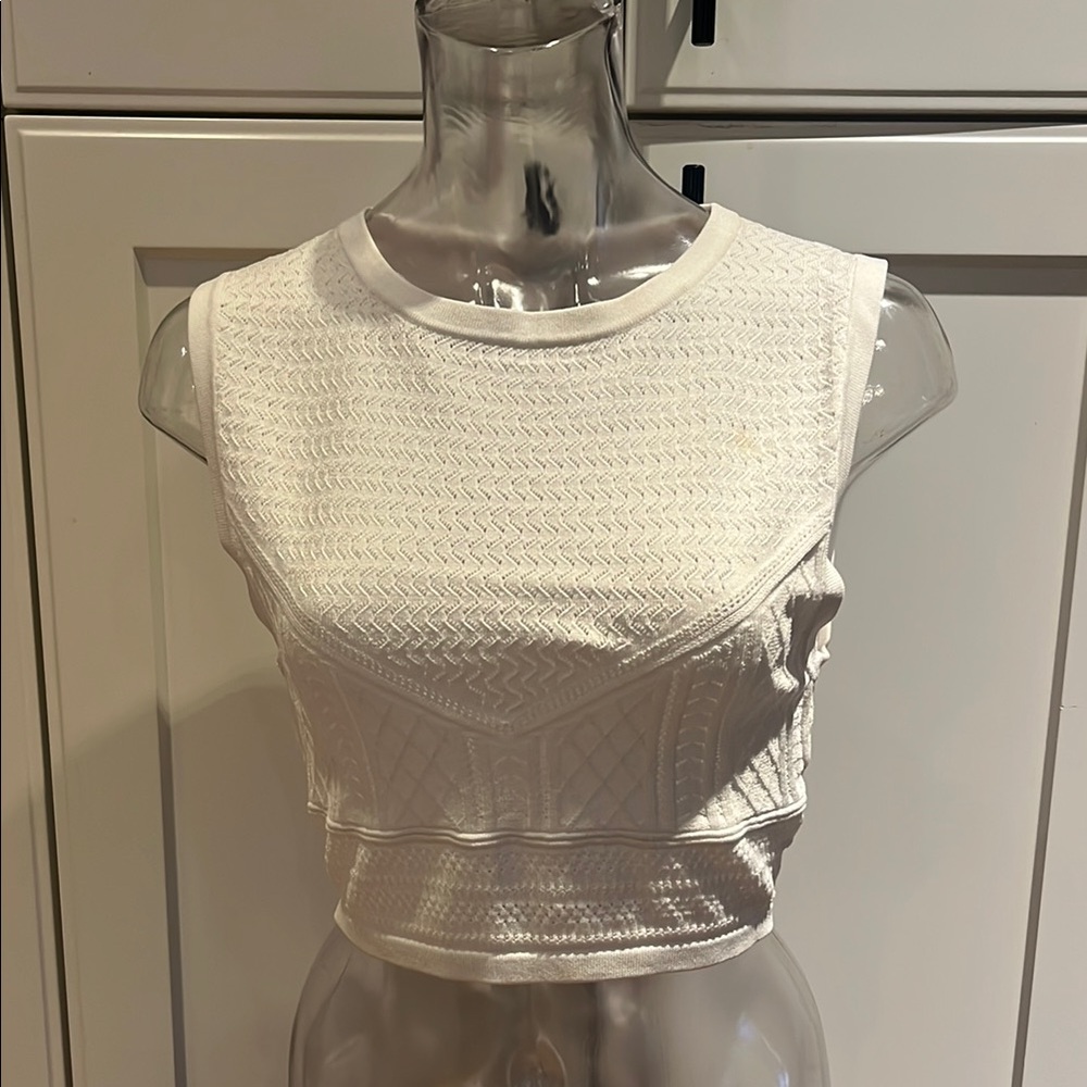 Babaton Cream Sleeveless Fitted Crop Tank